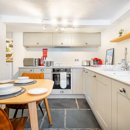 Corner House * Hawkshead